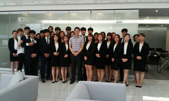 Special lecture by Kang Dea Hyeon (Hotel Intercity) 08. 06. 2015